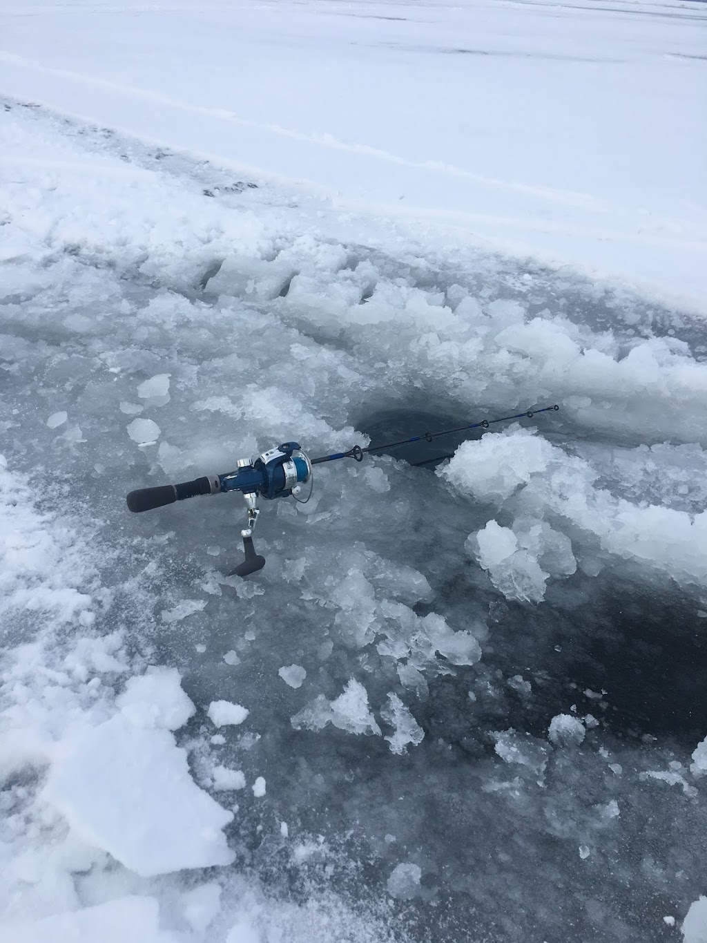Jimmy Riggin’ Ice Fishing | 136 Erie Blvd, Port Rowan, ON N0E 1M0, Canada | Phone: (519) 586-7990