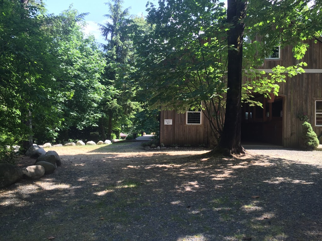 Maple Grove Guest House | 3800 Gibbins Rd, Duncan, BC V9L 6E8, Canada | Phone: (250) 701-9116