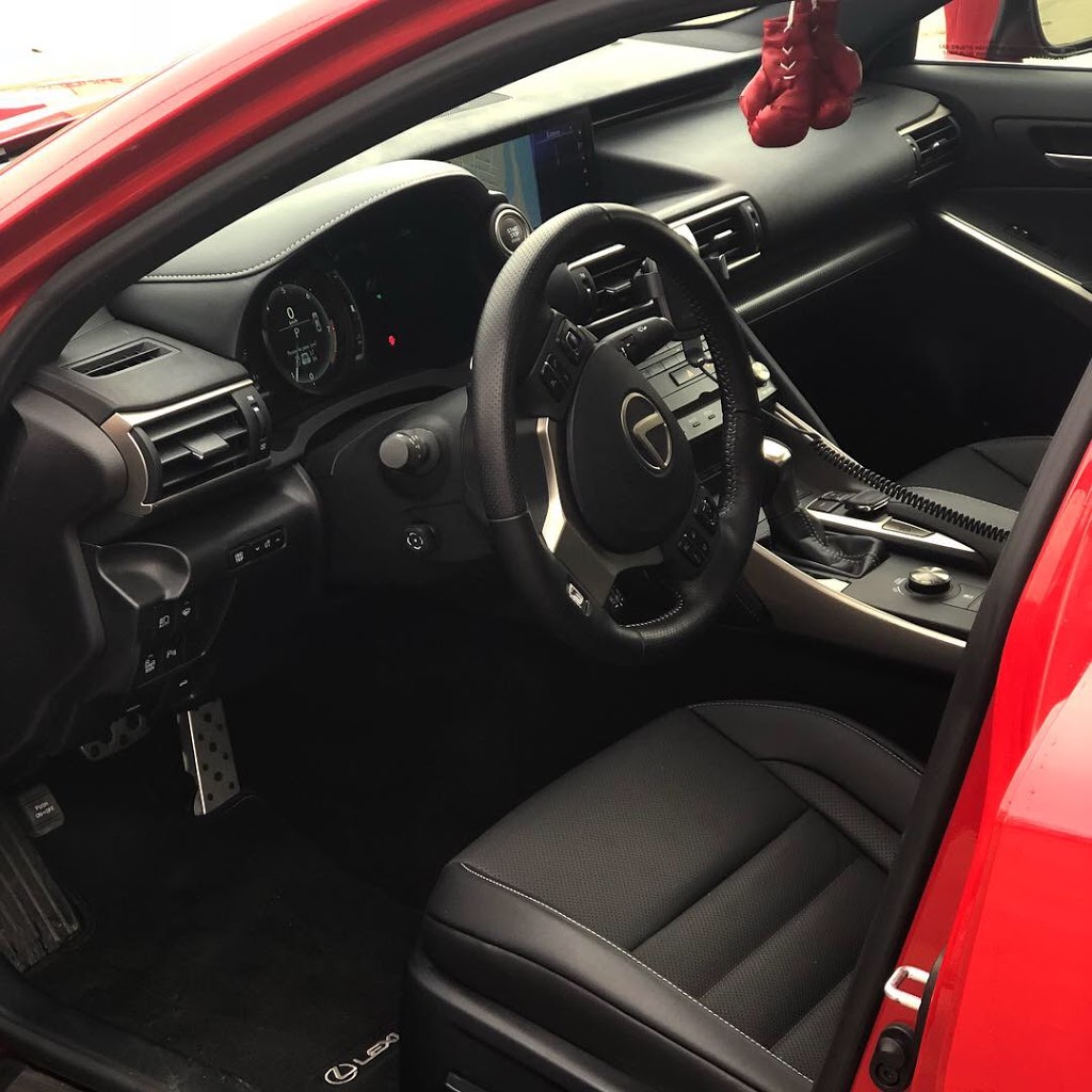 Lave Auto Ferrari | 145 Boul Labelle, Rosemère, QC J7A 2H2, Canada | Phone: (450) 979-9678