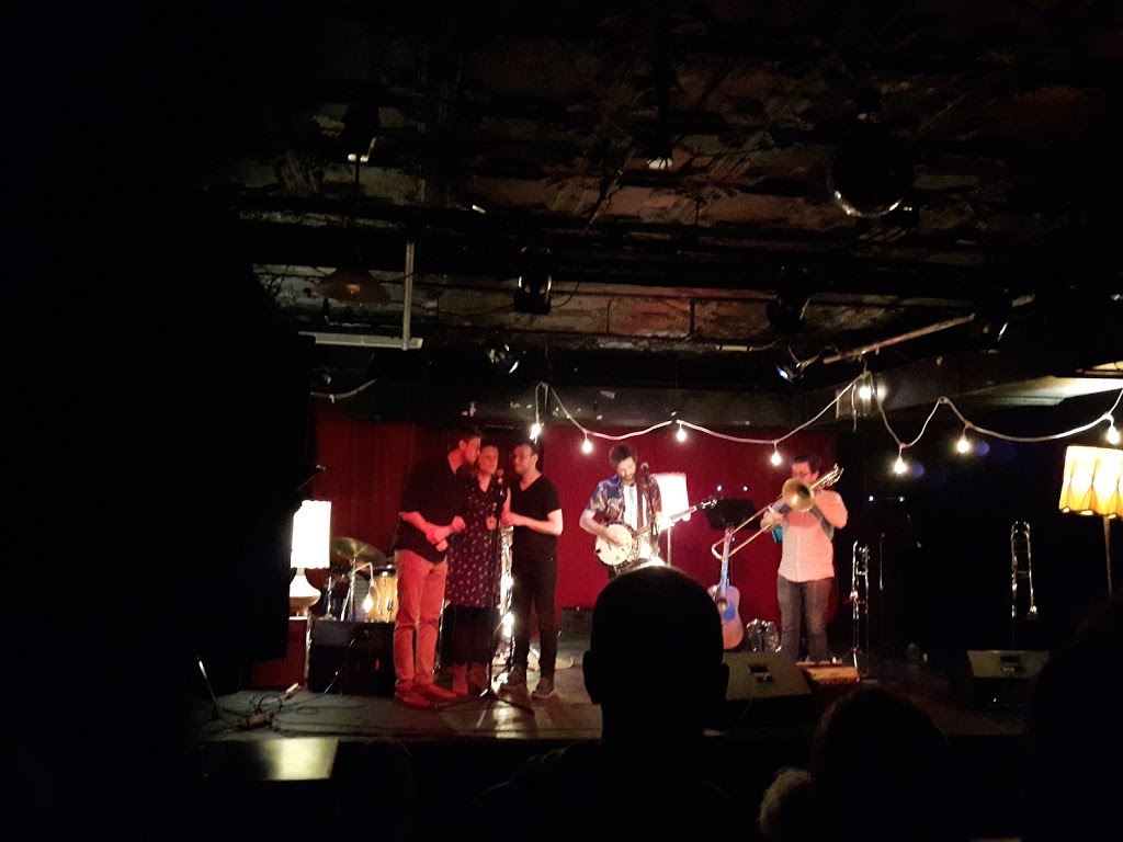 La Vitrola | 2ème étage, 4602 Boul St-Laurent, Montréal, QC H2T 1R3, Canada | Phone: (514) 284-0122