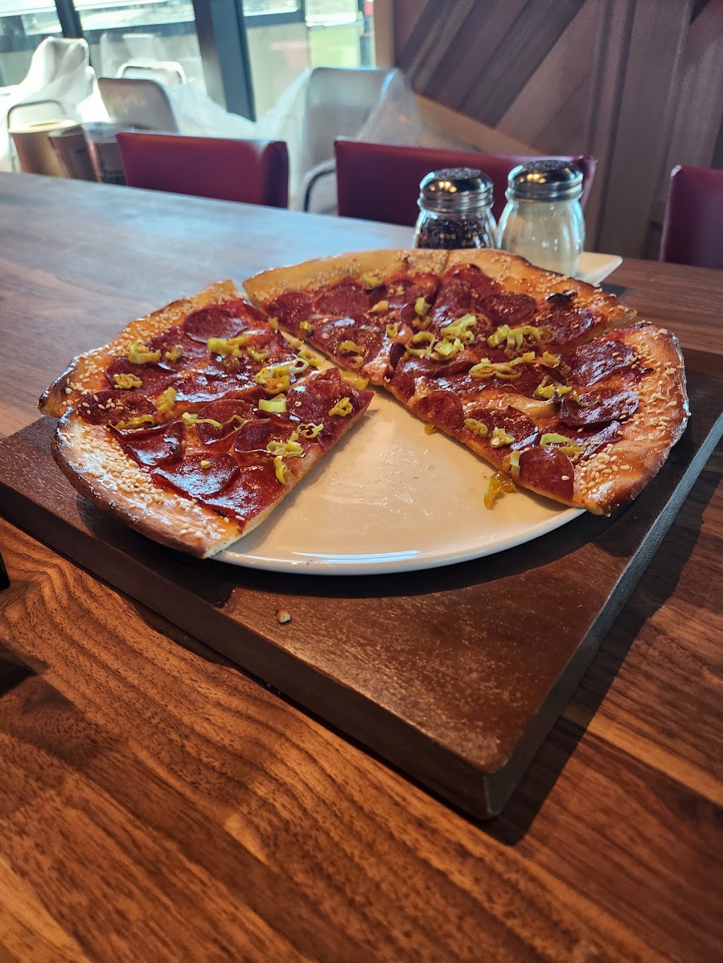 Match Eatery & Public House Wasaga Beach | 88 Lyons Ct, Wasaga Beach, ON L9Z 1T7, Canada | Phone: (705) 422-2561