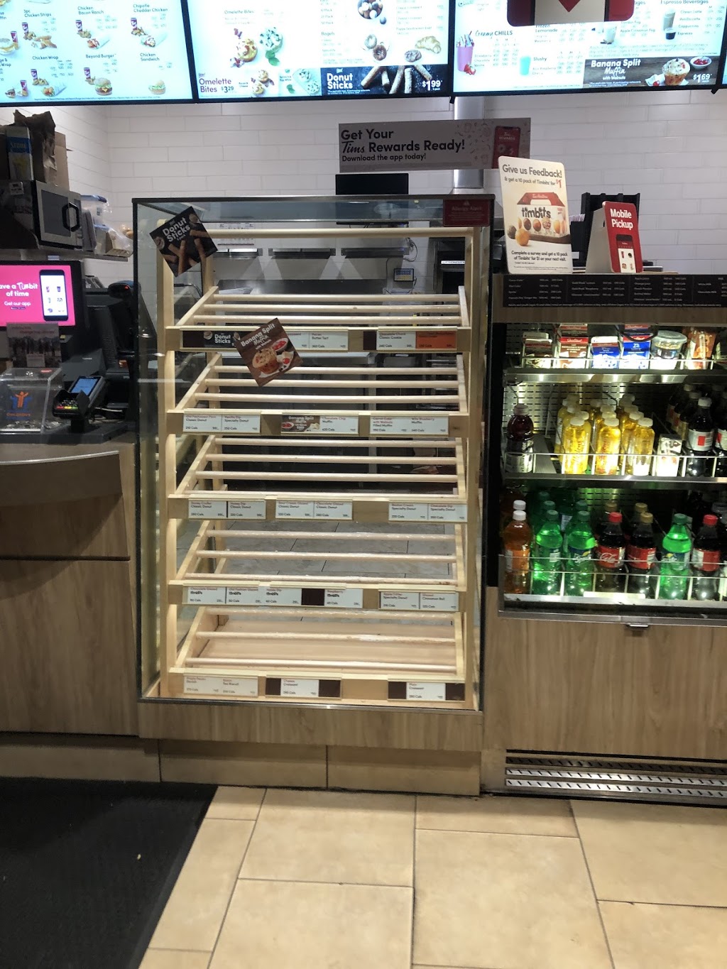 Tim Hortons | 450 Derry Rd W, Mississauga, ON L5W 1V5, Canada | Phone: (905) 564-6601