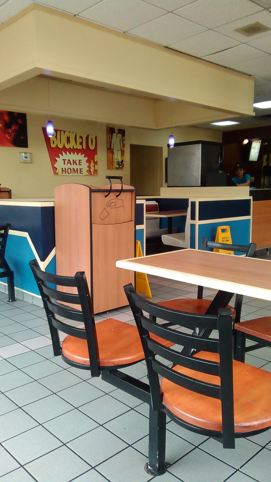 Taco Bell | 7161 Goreway Dr, Mississauga, ON L4T 2T5, Canada | Phone: (905) 677-3813