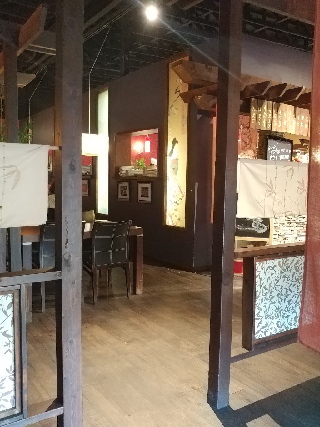 Asoyama Sushi | 1717 Kenaston Blvd, Winnipeg, MB R3Y 1V5, Canada | Phone: (204) 487-4222