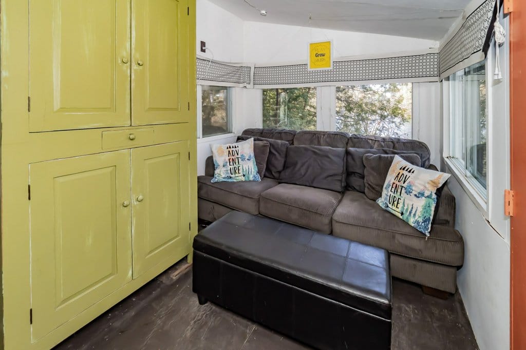 The Kittage | 2506 Channel Point Ln, Washago, ON L0K 2B0, Canada | Phone: (416) 523-2998