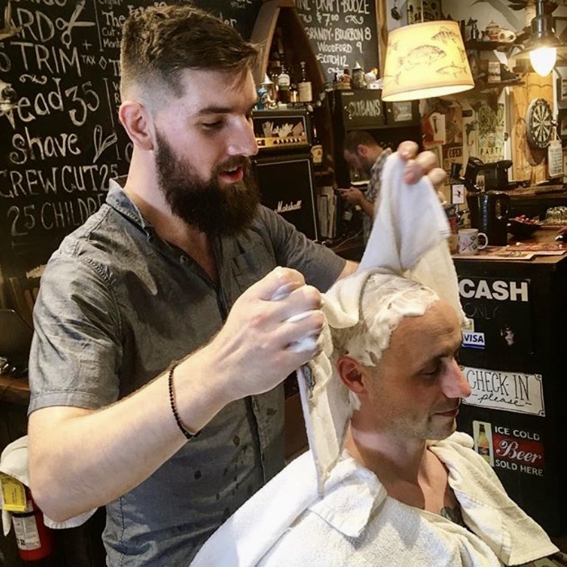 Barrys Barbers | 3989 Cullen Dr, Plympton-Wyoming, ON N0N 1J6, Canada | Phone: (226) 402-0203
