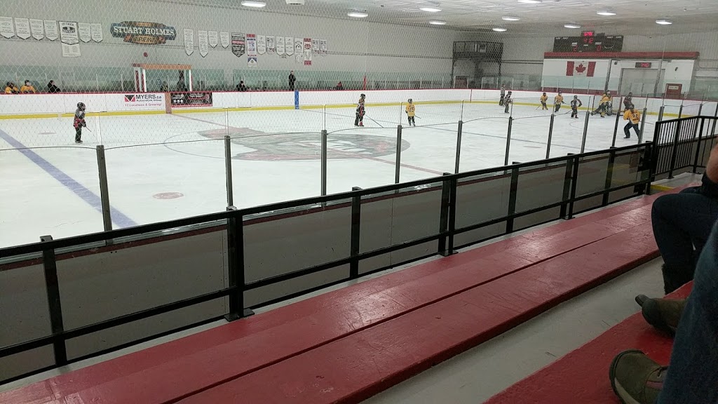 Osgoode Centennial Ctr Community | 5662 Osgoode Main St, Osgoode, ON K0A 2W0, Canada | Phone: (613) 580-2424