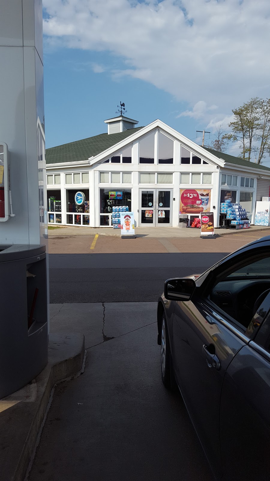 Irving Oil | 1515 Mountain Rd, Moncton, NB E1G 1A3, Canada | Phone: (506) 852-7317