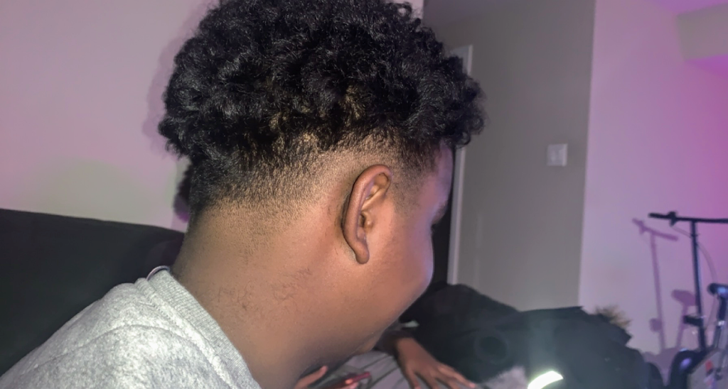 Prince Of Cutz | 275 Wood Acres Grove, Gloucester, ON K1T 0A5, Canada | Phone: (613) 286-5799