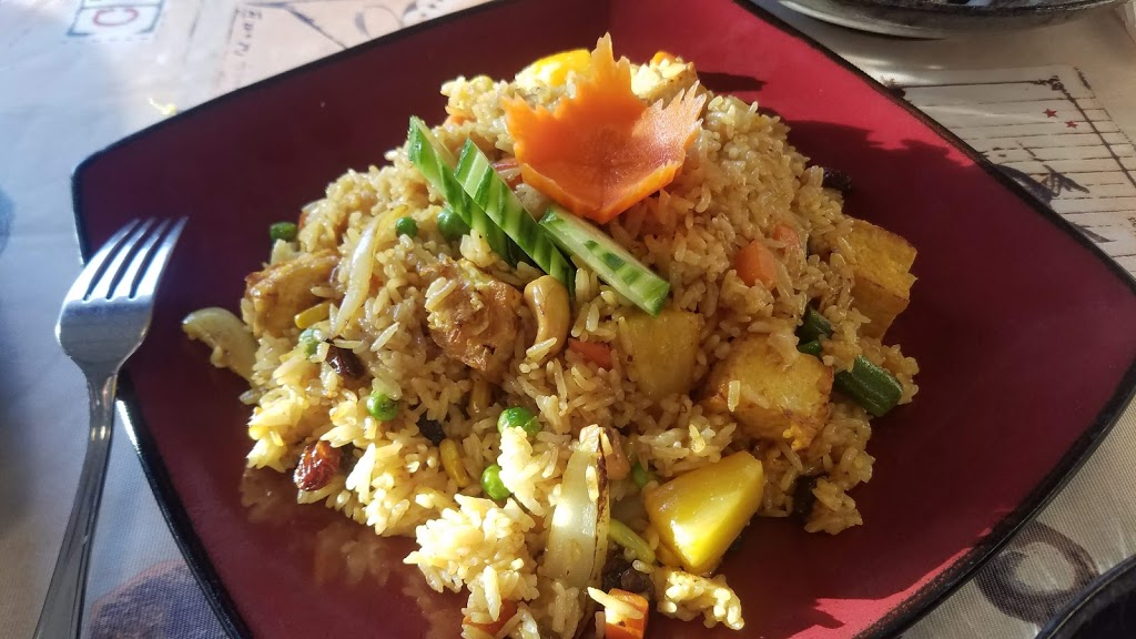 I Am Thai Restaurant | 33370 S Fraser Way, Abbotsford, BC V2S 2B2, Canada | Phone: (604) 744-1245