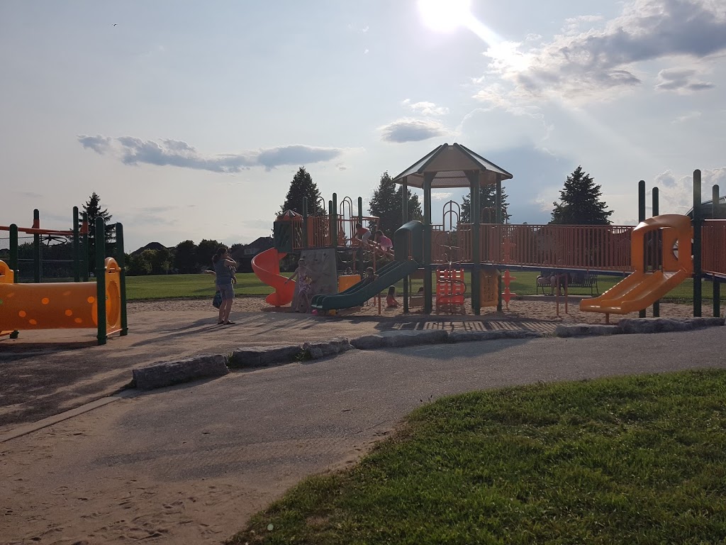 Millcroft Park | 4250 Millcroft Park Dr, Burlington, ON L7M 4J6, Canada | Phone: (905) 335-7738