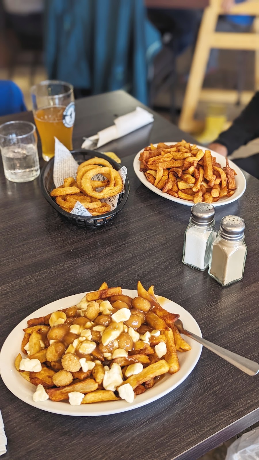 Bistreau Pub Péribonka | 360 Rue Édouard Niquet, Péribonka, QC G0W 2G0, Canada | Phone: (418) 374-2424