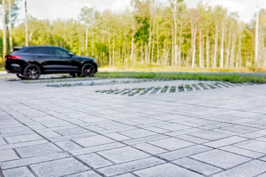 Paverreco · Dalles et pavés écologiques | 4155 Rue Burrill, Shawinigan, QC G9N 0C4, Canada | Phone: (819) 336-2440