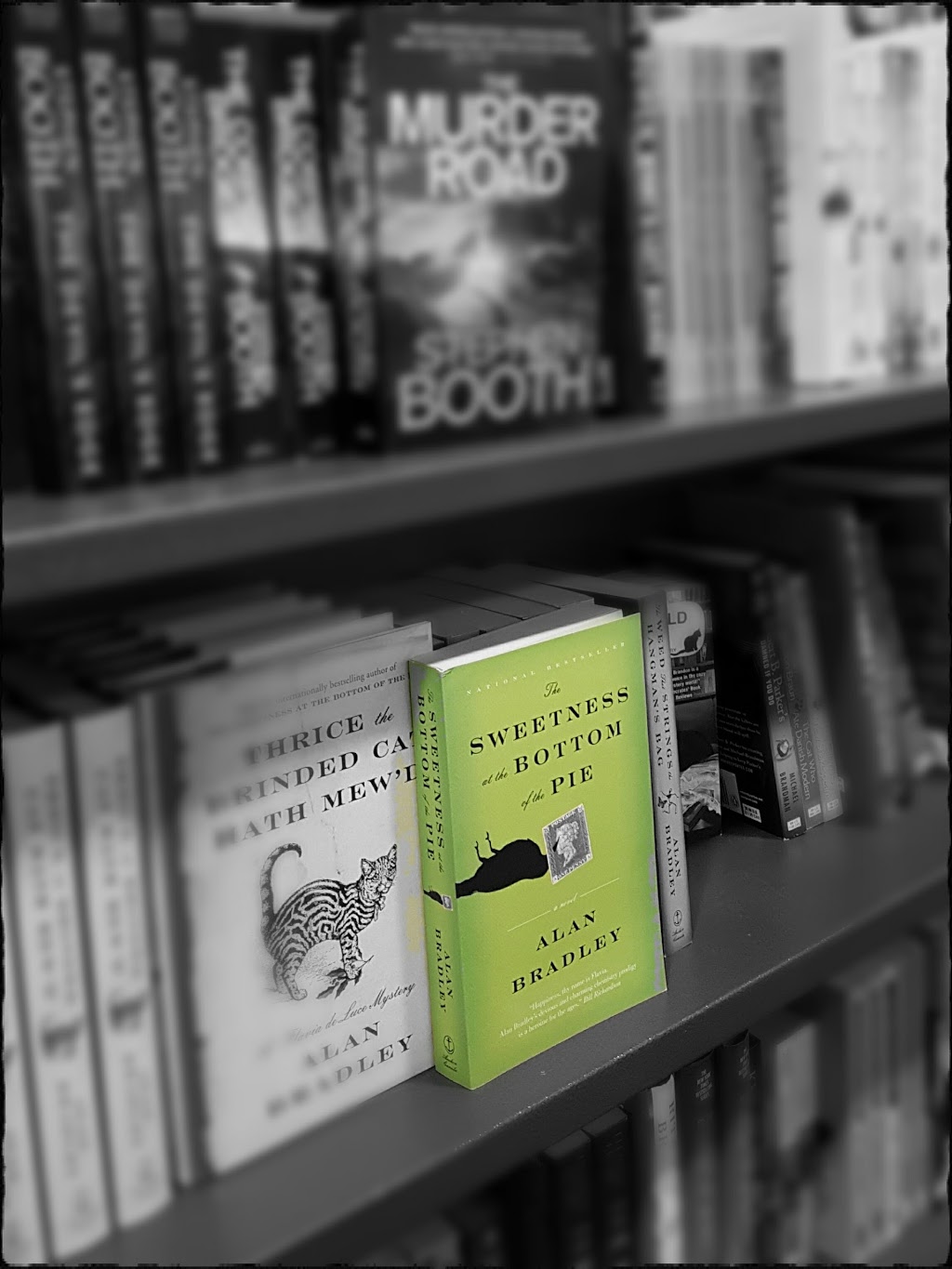 Chapters | Woodgrove Centre, 6670 Mary Ellen Dr, Nanaimo, BC V9V 1T7, Canada | Phone: (250) 390-0380