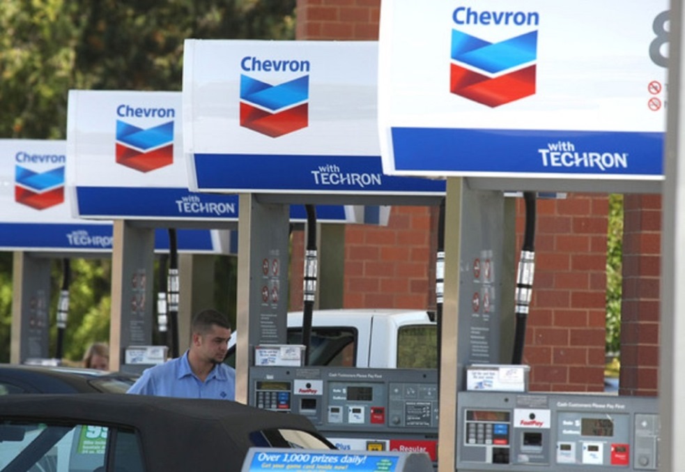 Chevron | 7309 Knight St, Vancouver, BC V5P 2X1, Canada | Phone: (604) 327-9222