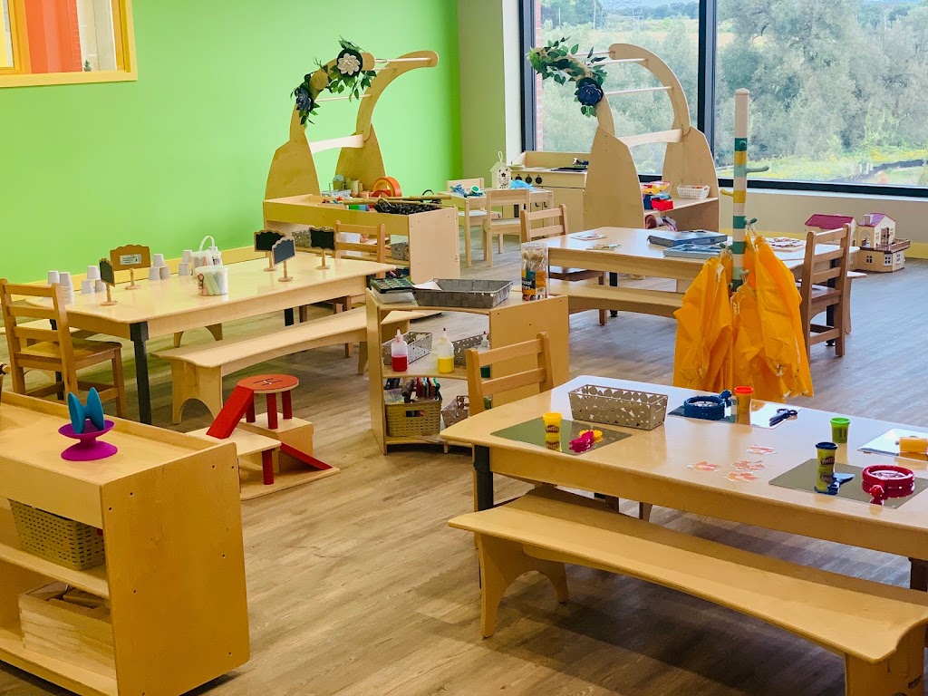 Tiny Hoppers Daycare - Oshawa | 2620 Simcoe St N Unit 20, Oshawa, ON L1L 0R1, Canada | Phone: (905) 404-0581