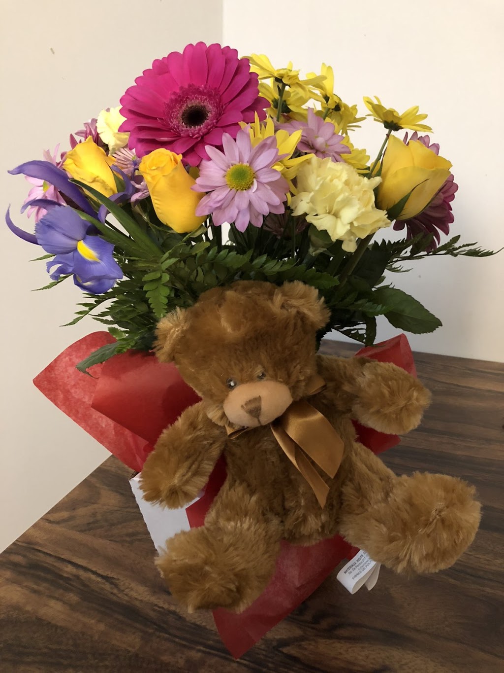 Floral Images | 68 Delhi St, Guelph, ON N1E 4J7, Canada | Phone: (519) 823-0691