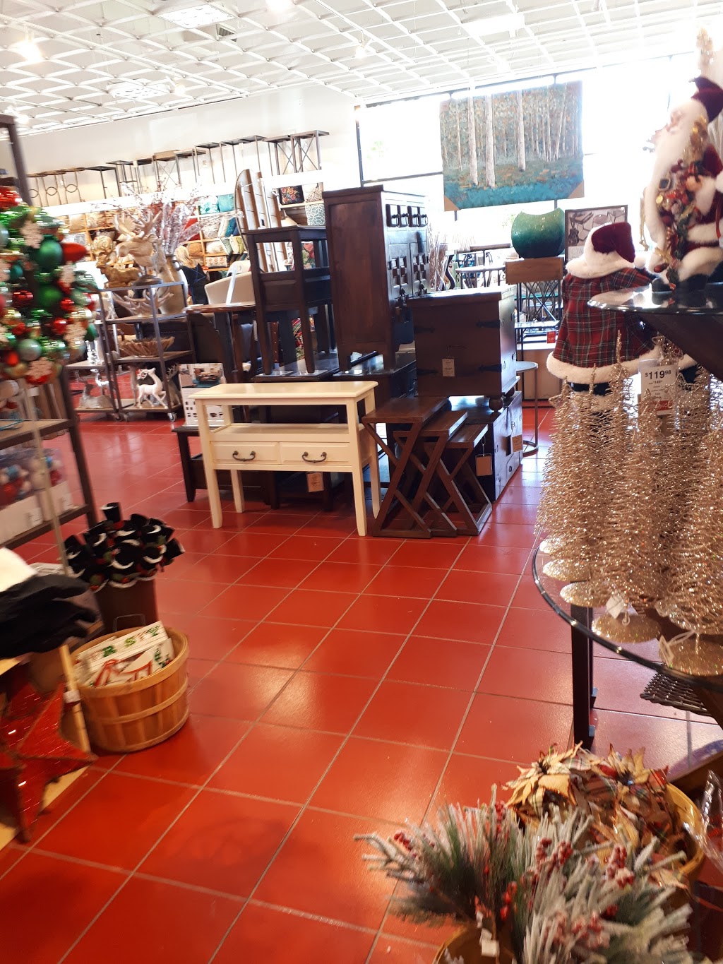 Pier 1 | 1230 Wellington Rd Unit 101, London, ON N6E 1M3, Canada | Phone: (519) 668-3989