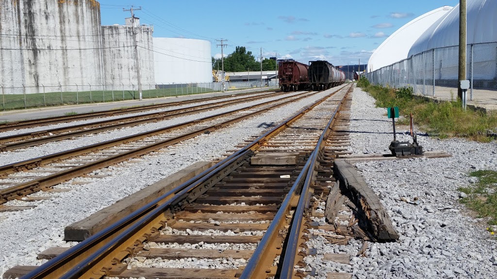 Élevateurs De Trois-Rivières | 2615 Rue Notre Dame Centre, Trois-Rivières, QC G9A 4Y7, Canada | Phone: (819) 374-6203