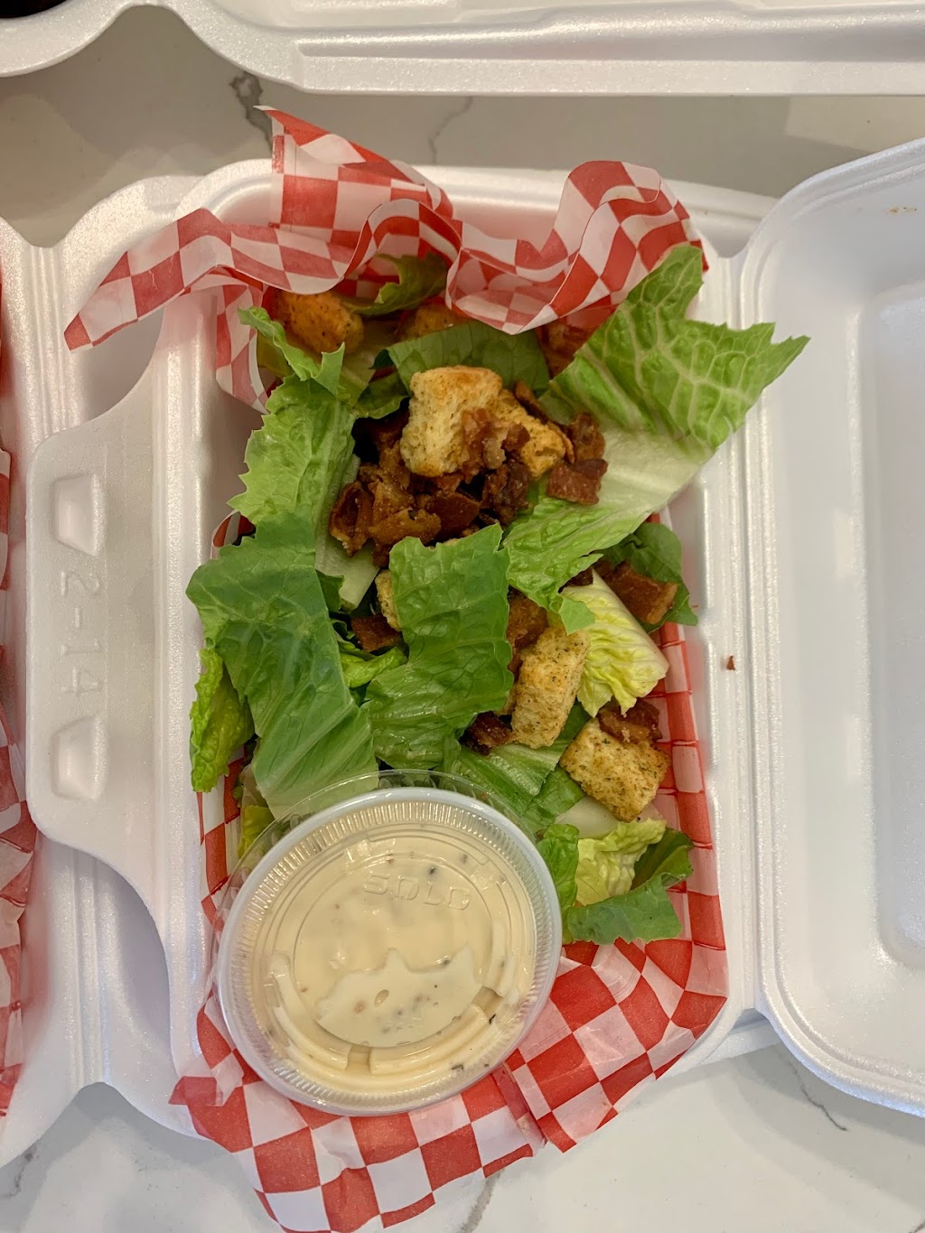 Big Bone BBQ & Wicked Wings | 244 Governors Rd, Hamilton, ON L9H 3L4, Canada | Phone: (905) 627-2663