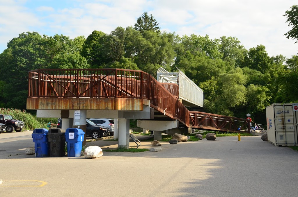 Parking Lot For Rouge Hill National Park | West Rouge, Toronto, ON M1C 4R2, Canada