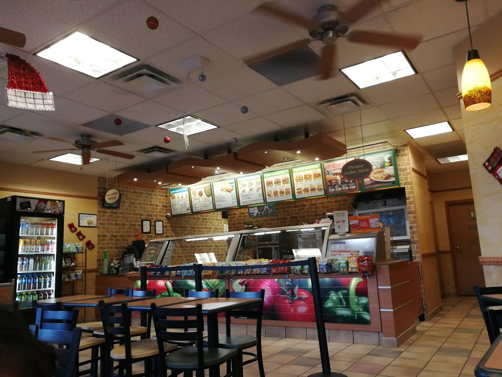 Subway | Torquay Village, 4091 Shelbourne St, Victoria, BC V8N 5Y1, Canada | Phone: (250) 590-2253