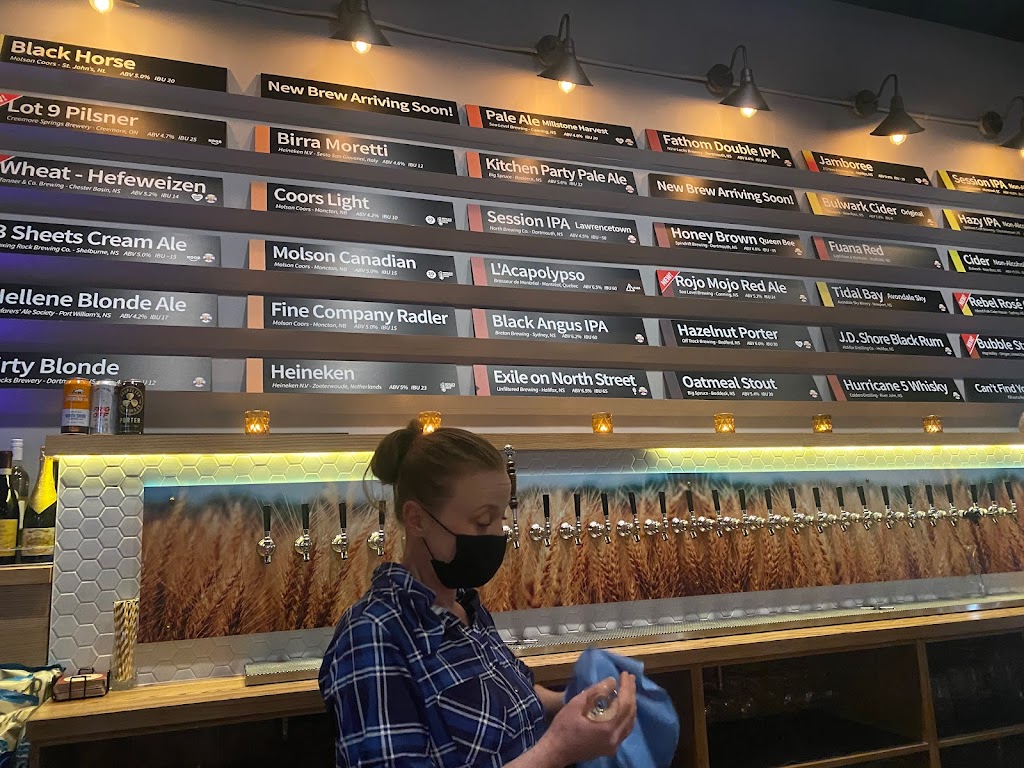 Village Taphouse of West Bedford | 11 Bloom Ln Unit 107, Bedford, NS B4B 2E6, Canada | Phone: (902) 404-6778