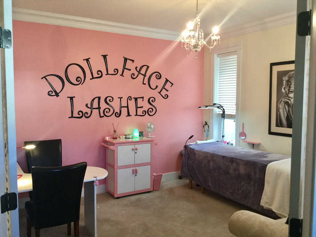 Dollface Lashes | 1017 Limestone Ln, Victoria, BC V9B 0G8, Canada | Phone: (778) 922-0774