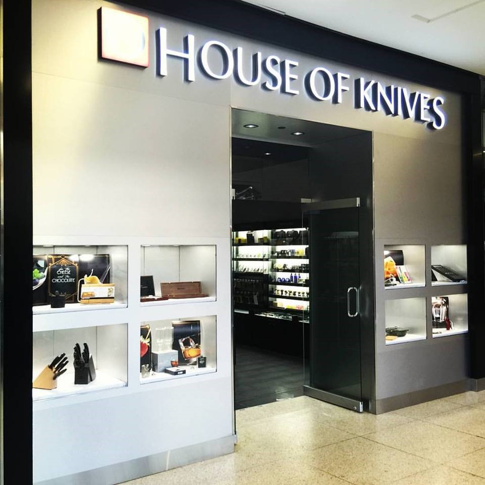 House of Knives | West Edmonton Mall, 170 St NW Unit 8882, Edmonton, AB T5T 4J2, Canada | Phone: (587) 520-0112