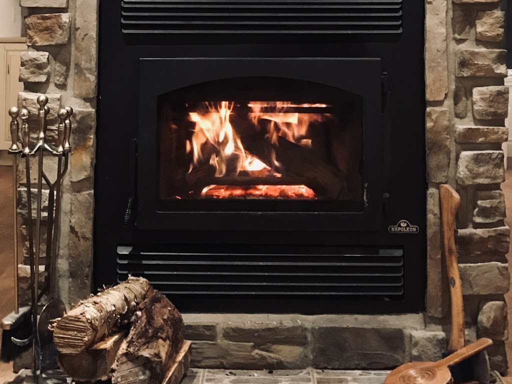 Chalet Le Polaire | 461 Rue Marie, Saint-Côme, QC J0K 2B0, Canada | Phone: (438) 880-7006