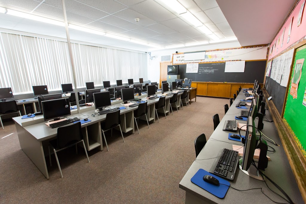 John Knox Christian School | 795 Hamilton Regional Rd 8, Stoney Creek, ON L8E 5J3, Canada | Phone: (905) 643-2460