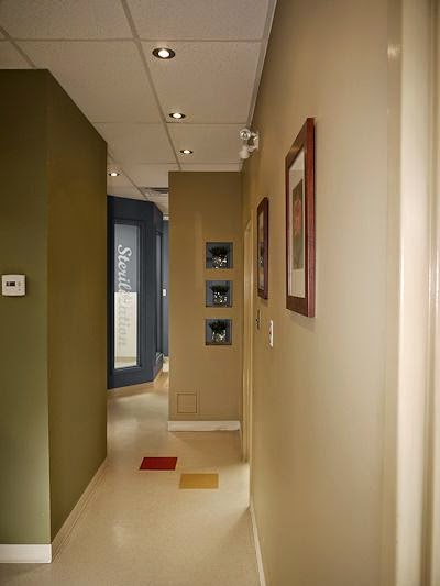 Queensbury Dental Centre - Barrhaven | 3050 Woodroffe Avenue #1, Nepean, ON K2J 4G3, Canada | Phone: (613) 825-9899