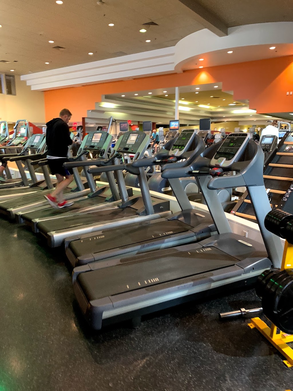 GoodLife Fitness Calgary Northland Village 5111 Northland Dr NW 