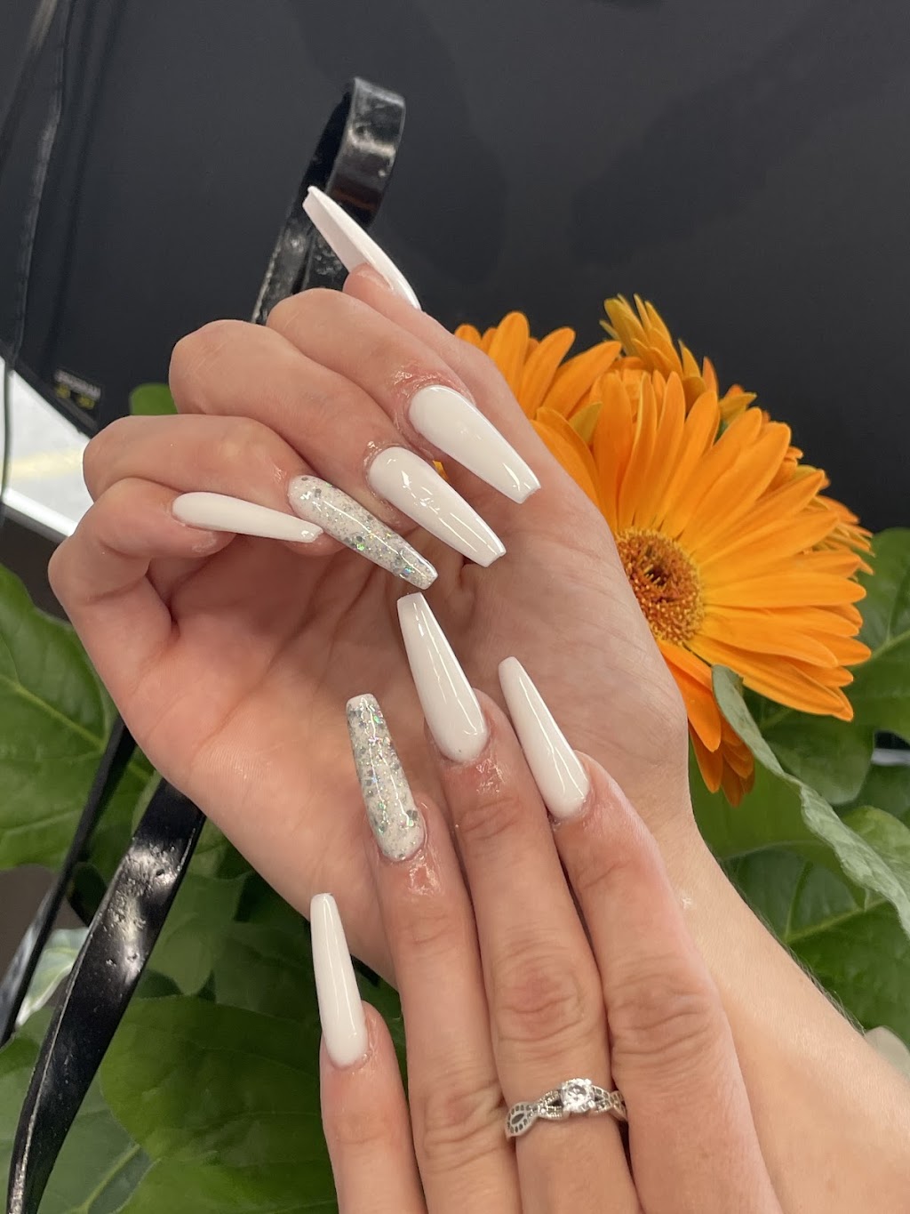 Muskoka Nails & Spa | 233 ON-60, Huntsville, ON P1H 1C2, Canada | Phone: (705) 788-2260