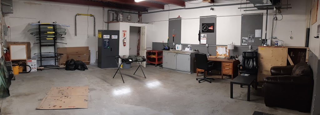 Ronin Auto Glass | 30 Canvarco Rd Unit 1, East York, ON M4G 1L3, Canada | Phone: (647) 748-4888