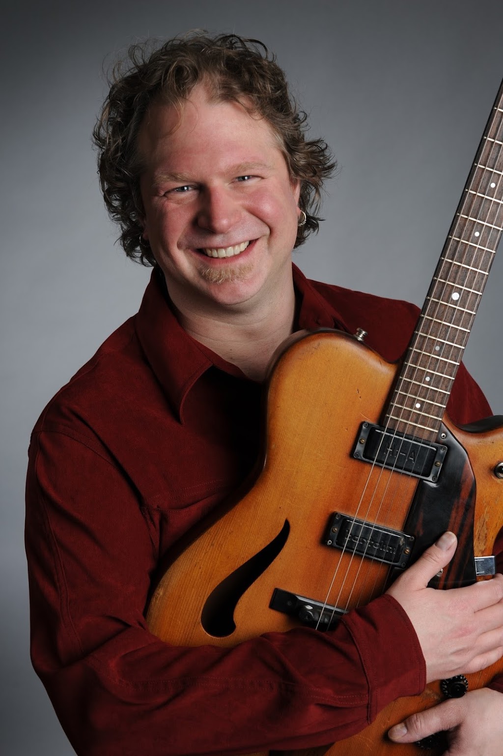Adrian Jones Music School | 142 Waterloo St, Waterloo, ON N2J 1Y2, Canada | Phone: (519) 574-0139