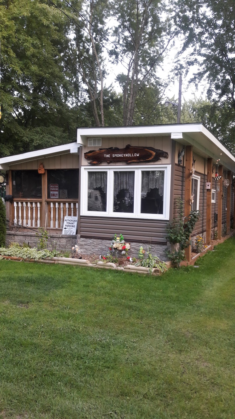 Lyons Little Austria | 137 6th Concession, Burford, ON N0E 1A0, Canada | Phone: (519) 449-5612