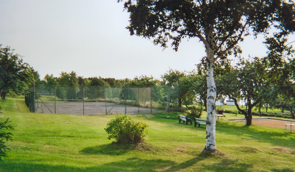 Motel Chalet A Dufour Enr | 414 Chemin de la Baleine RR 1, La Baleine, QC G0A 2A0, Canada | Phone: (418) 438-2314