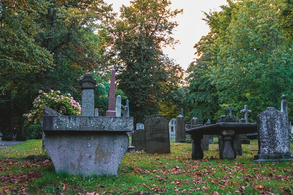 Camp Hill Cemetery | 1600 Summer St, Halifax, NS B3H 3A6, Canada | Phone: (902) 490-4883