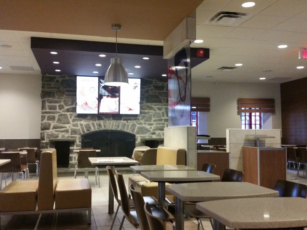 McDonalds | 990 Autoroute des Laurentides, Saint-Jérôme, QC J5L 2S4, Canada | Phone: (450) 224-0110