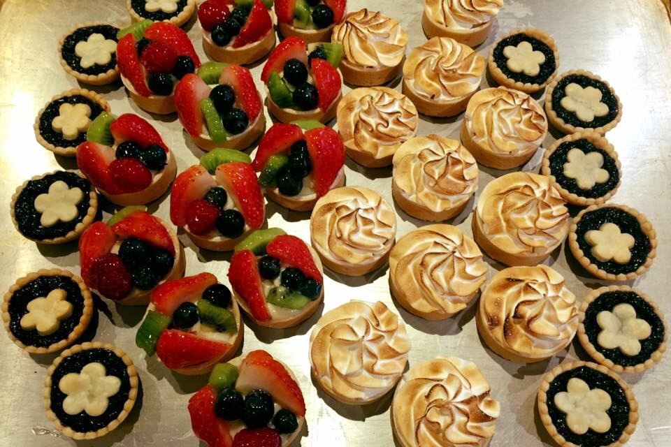 Short & Sweet Patisserie and Bakery | 16793 60 Ave #104, Surrey, BC V3S 1S8, Canada | Phone: (604) 576-1027