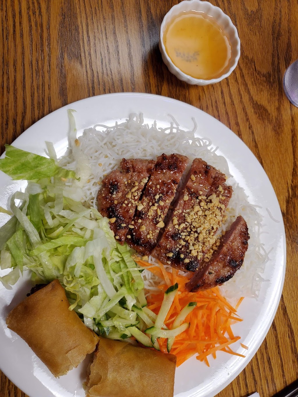 Pho & Wok | 102-1517 Admirals Rd, Victoria, BC V9A 2P8, Canada | Phone: (778) 406-2223