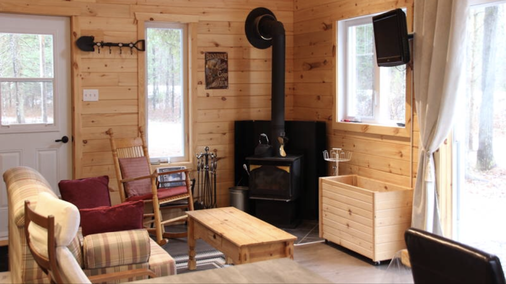 Domaine Expédition Inc | 1350 Chemin de la Gare, Labelle, QC J0T 1H0, Canada | Phone: (514) 884-8155