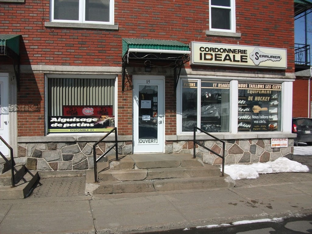 Serrurier Cordonnerie Idéale | 15 Rue Saint Louis, Drummondville, QC J2B 5W3, Canada | Phone: (819) 478-4371