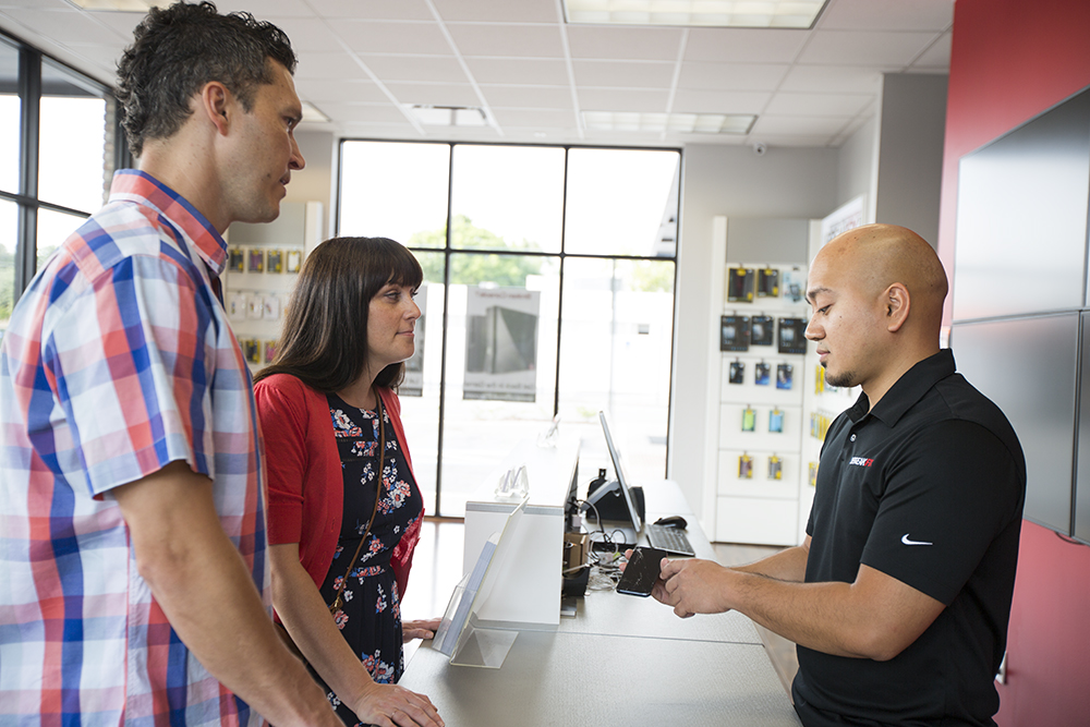 uBreakiFix | 10-1470 Harvey Ave, Kelowna, BC V1Y 9K8, Canada | Phone: (250) 762-0036