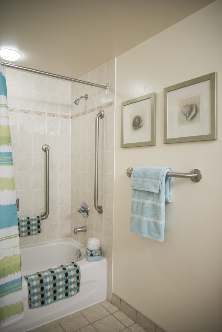 Chartwell Stillwater Creek Retirement Residence | 2018 Robertson Rd, Nepean, ON K2H 5Y8, Canada | Phone: (613) 366-6161
