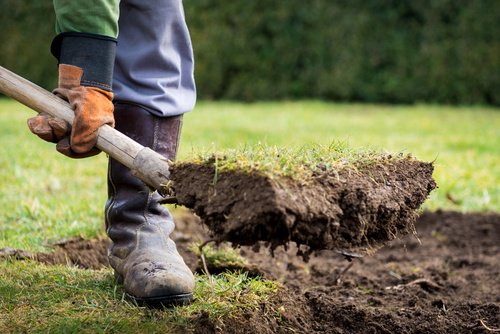 Expert Landscaping Lethbridge | CC, 2715 28 St S Unit 309, Lethbridge, AB T1K 8J9, Canada | Phone: (587) 742-0515