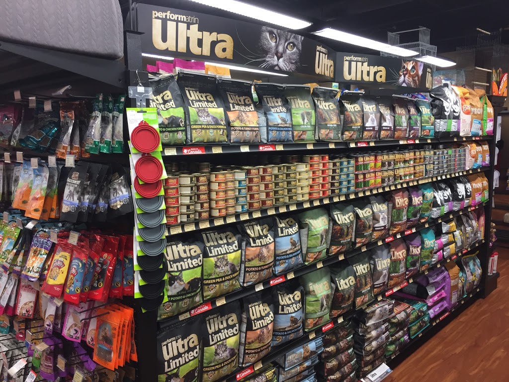 Pet Valu | 170 Beechwood Ave, Vanier, ON K1L 8A9, Canada | Phone: (613) 842-8769