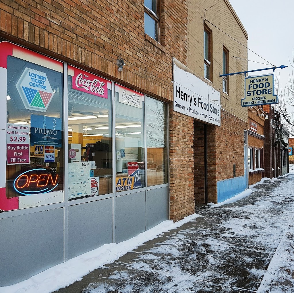 Henrys Food Store | 211 10th Ave, Carstairs, AB T0M 0N0, Canada | Phone: (403) 337-3375