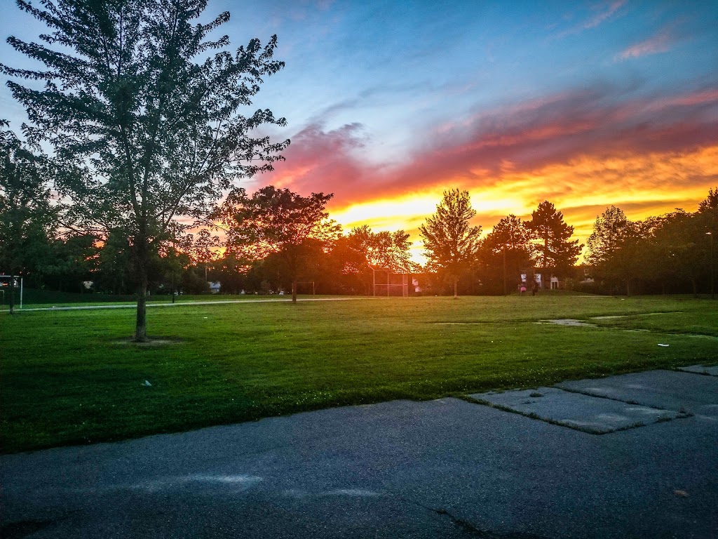 Berner Trail Park | 45 Nahanni Terrace, Scarborough, ON M1B 1E7, Canada | Phone: (416) 338-4386